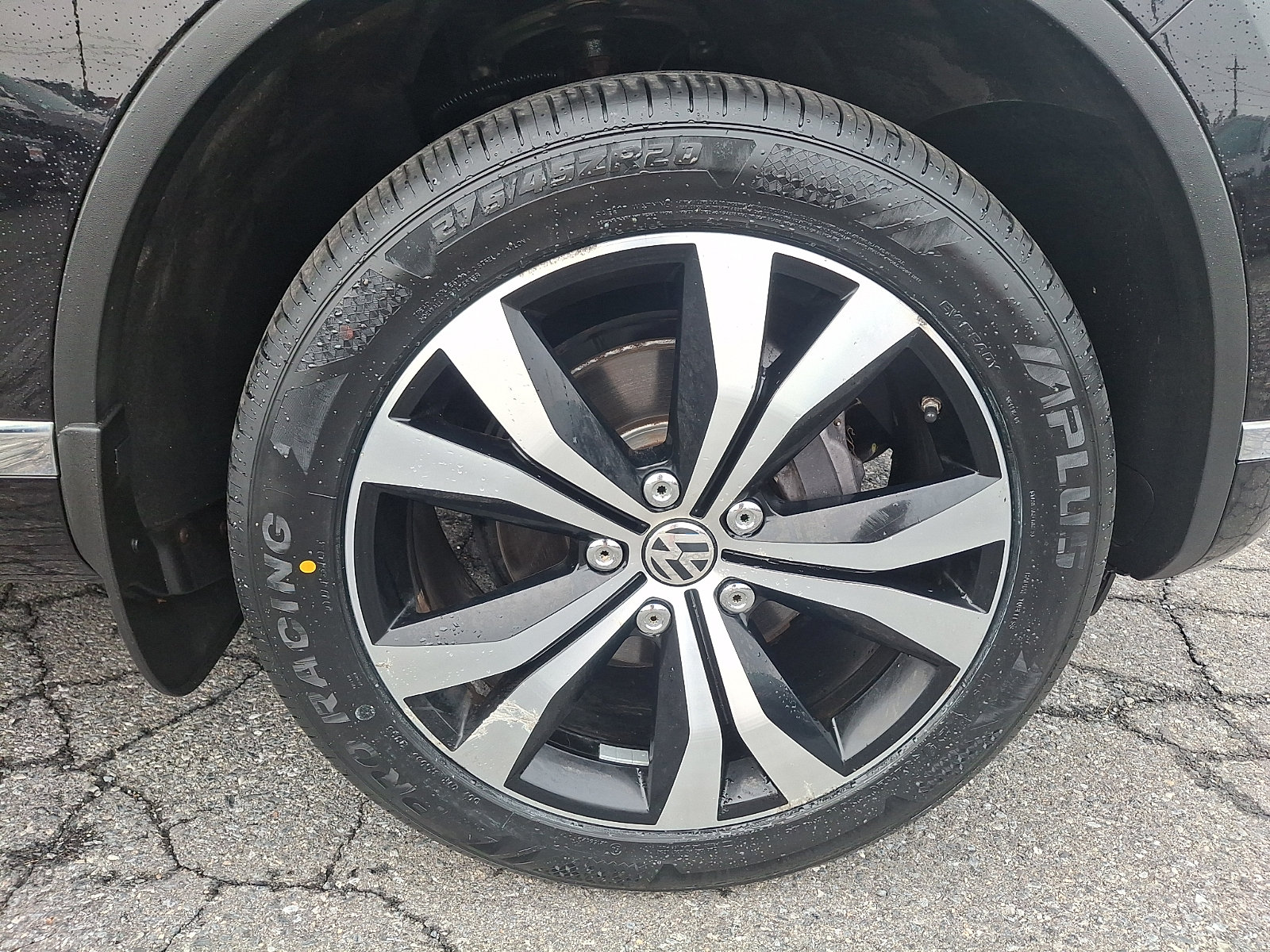 Used 2017 Volkswagen Touareg Wolfsburg Edition AWD/4WD image 8