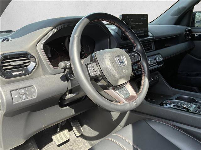 Used 2024 Honda Pilot TrailSport image 10