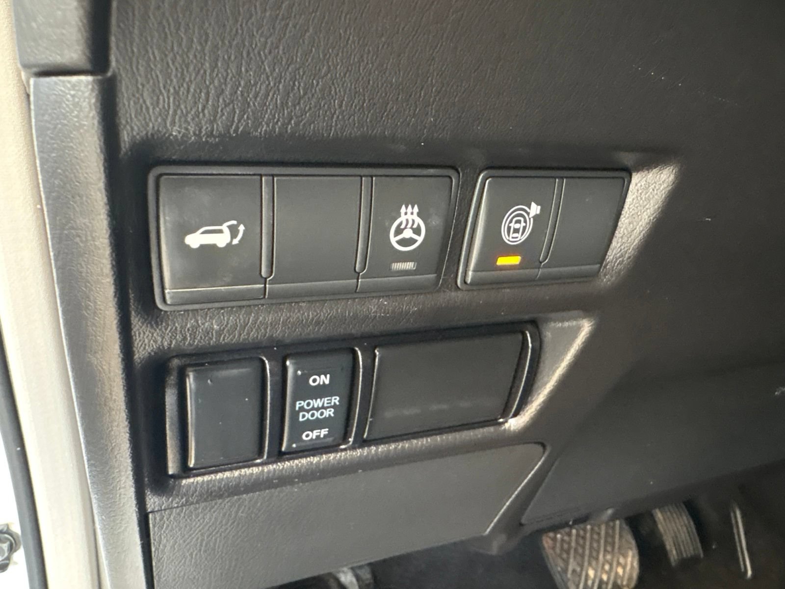 Used 2022 Nissan Armada Platinum w/ Captain's Chairs Package RWD image 14