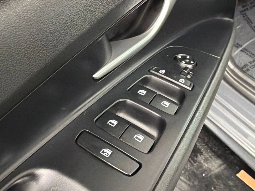 Used 2023 Hyundai Elantra SEL w/ Convenience Package FWD image 20