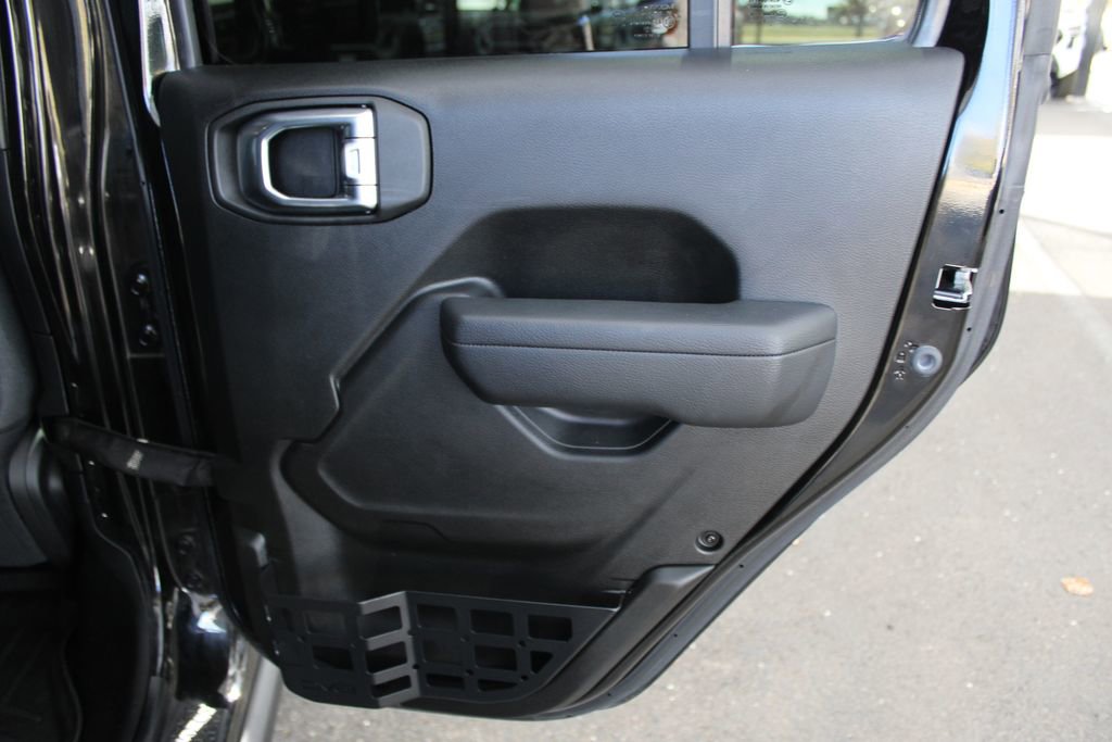 Used 2024 Jeep Gladiator Rubicon w/ Convenience Group image 52