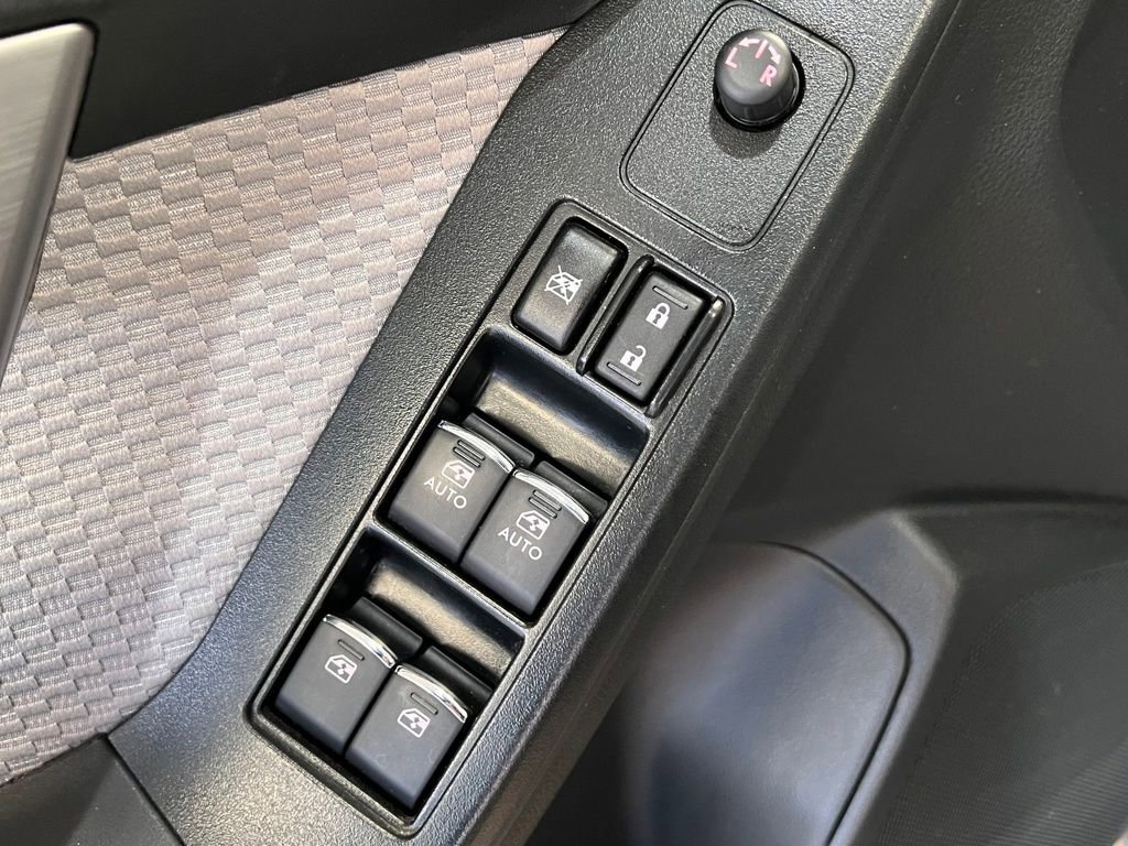Used 2018 Subaru Forester 2.5i w/ Alloy Wheel Package image 26