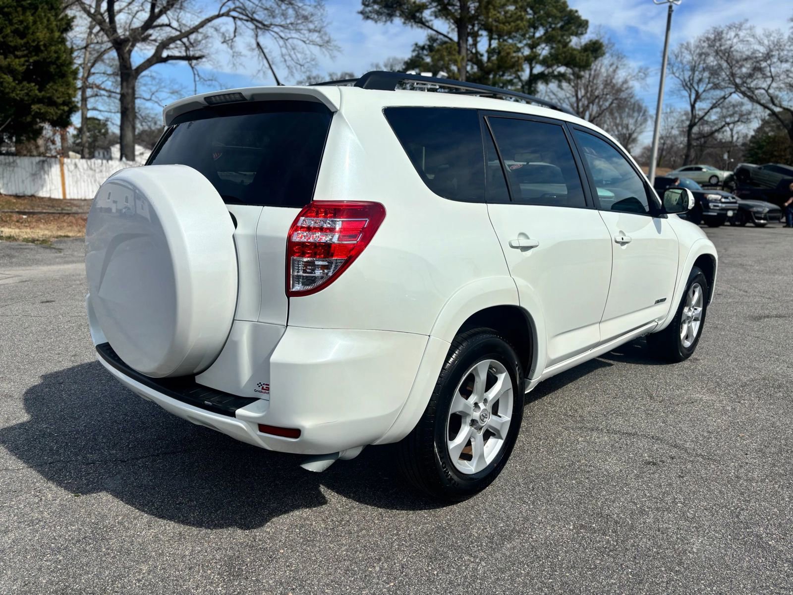 Used 2011 Toyota RAV4 Limited w/ Limited Extra Value Pkg image 3