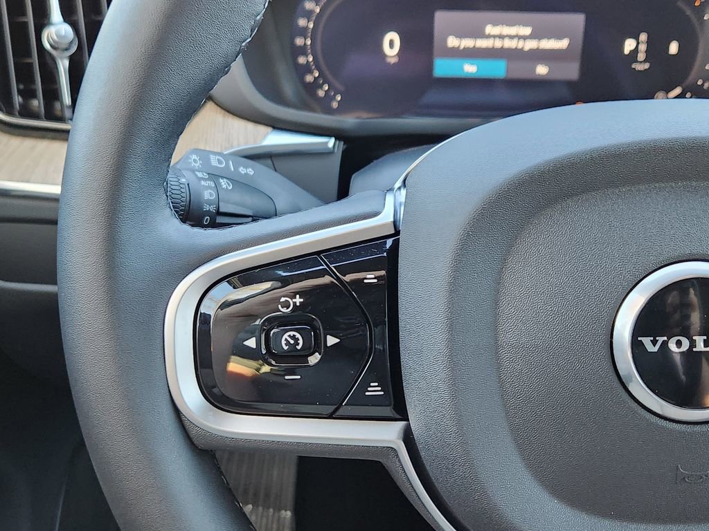 New 2026 Volvo XC60 B5 Plus w/ Climate Package image 16
