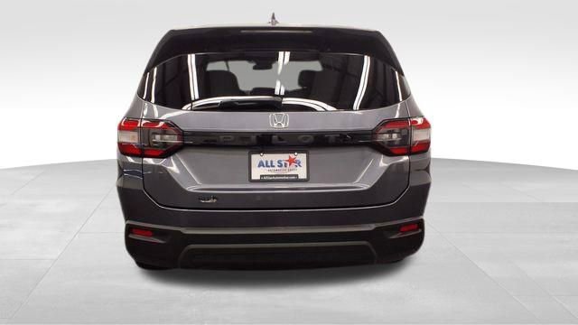 Used 2023 Honda Pilot LX image 6
