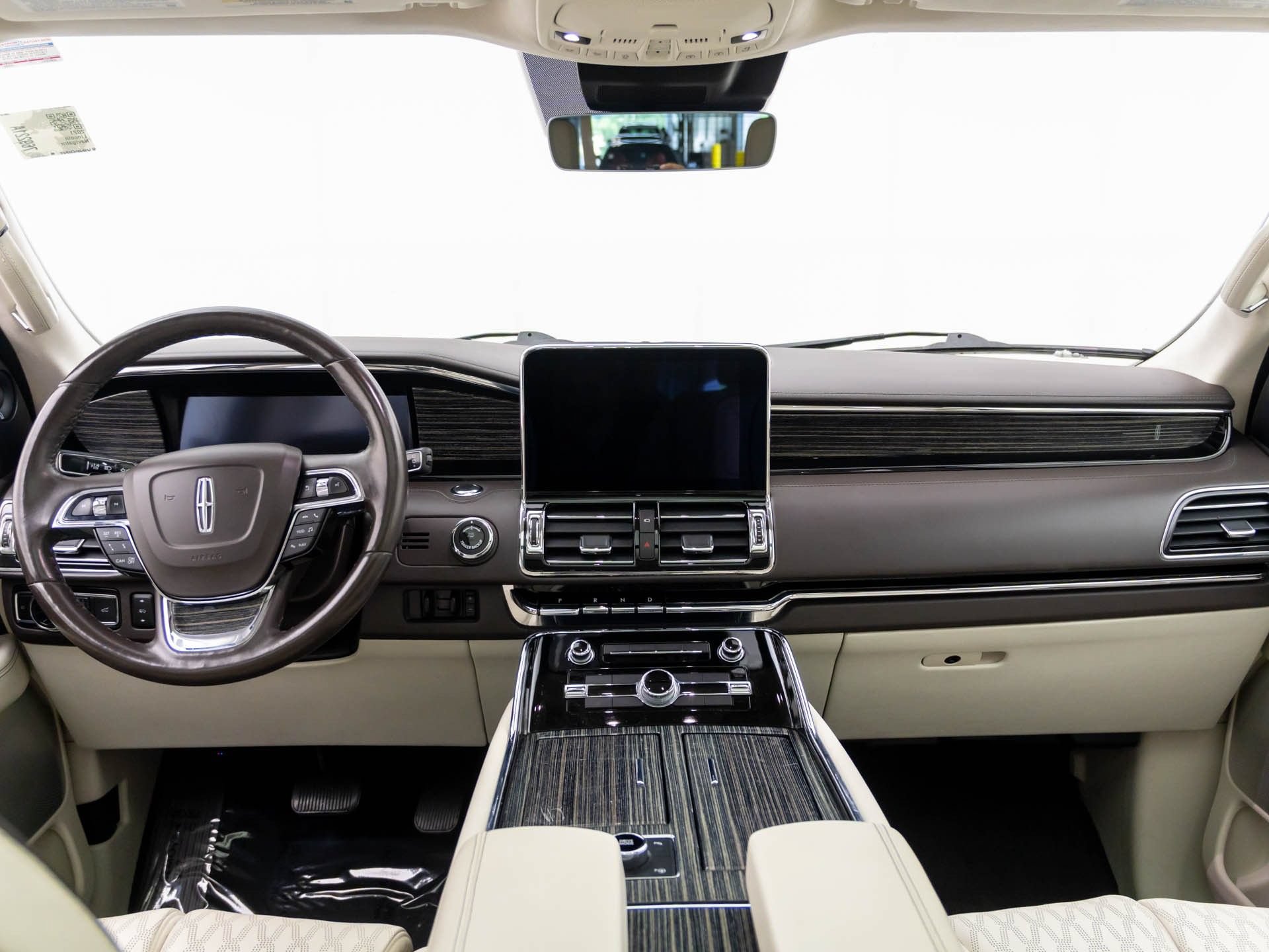 Used 2021 Lincoln Navigator Black Label AWD/4WD image 9