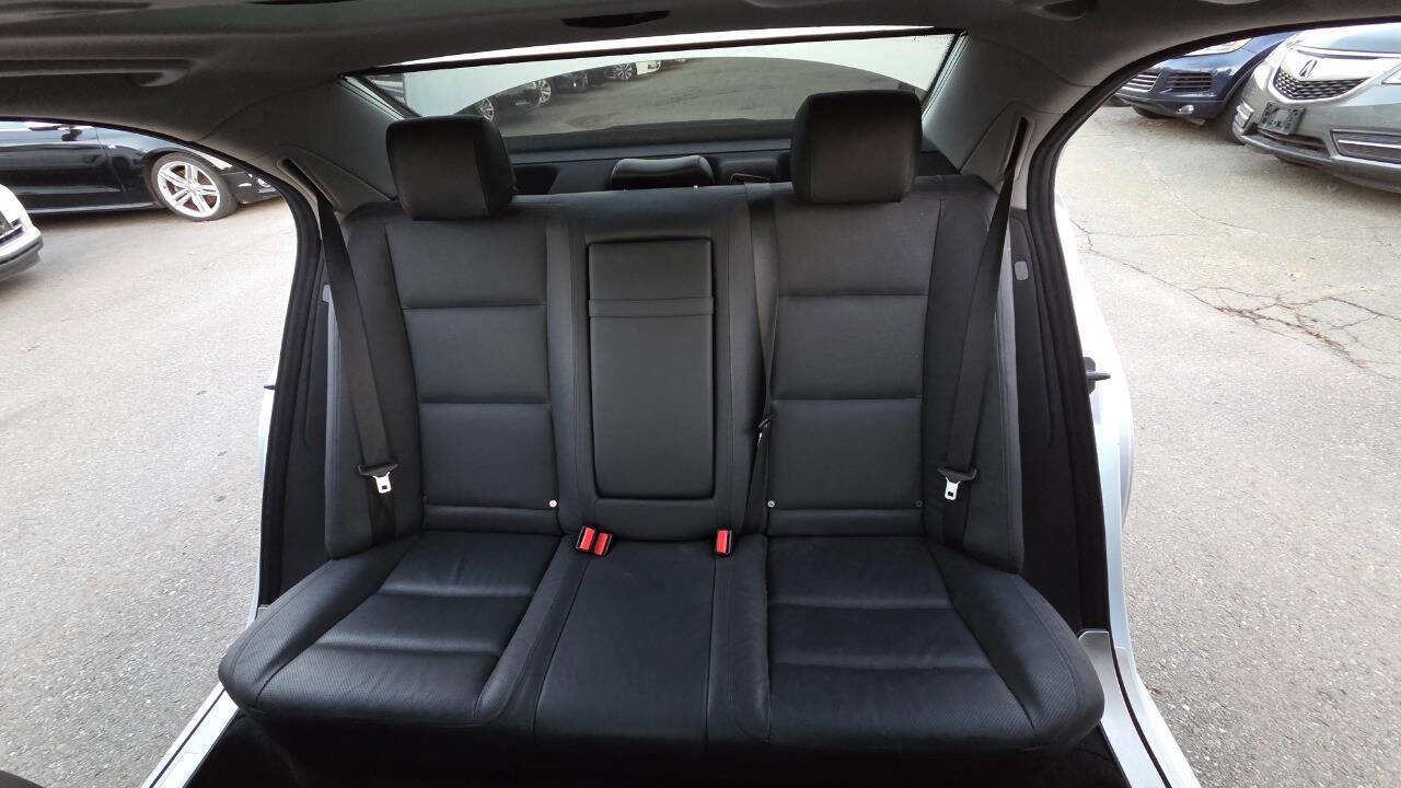 Used 2013 Mercedes-Benz S 550 4MATIC image 33