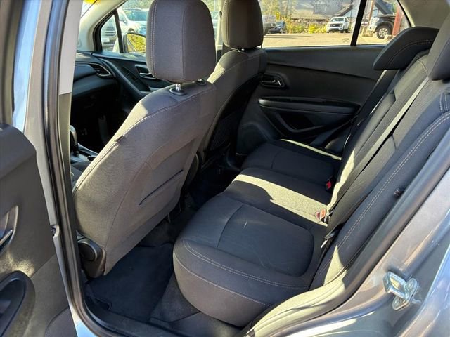 Used 2020 Chevrolet Trax LT image 17