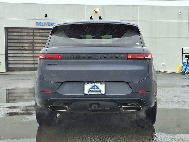 Used 2025 Land Rover Range Rover Sport Dynamic SE image 5