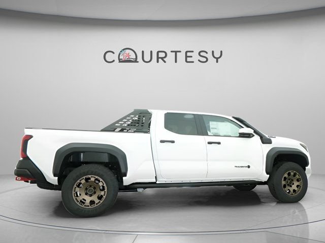 Certified 2025 Toyota Tacoma 4x4 Double Cab Hybrid image 27