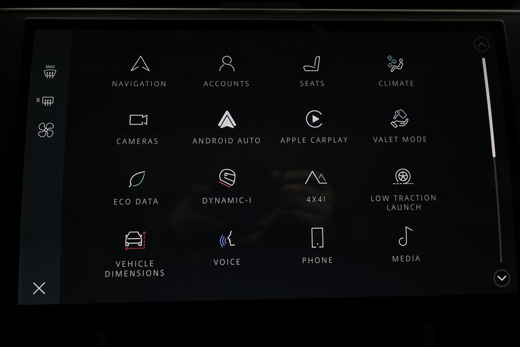 Used 2025 Land Rover Range Rover SE image 29