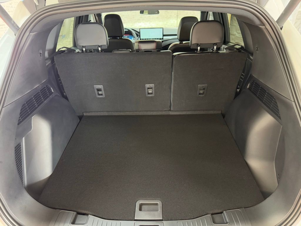 New 2026 Ford Escape ST-Line Select w/ Tech Pack #2 image 14