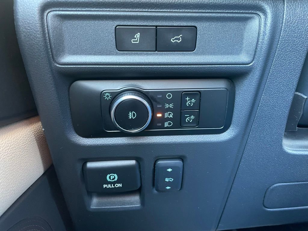 Used 2024 Ford Expedition Max Limited image 53