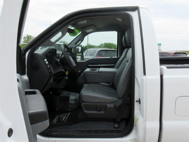 Used 2011 Ford F250 XL w/ Skid Plate Pkg AWD/4WD image 11
