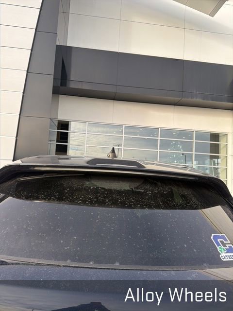 Used 2023 Land Rover Range Rover Velar R-Dynamic S image 10