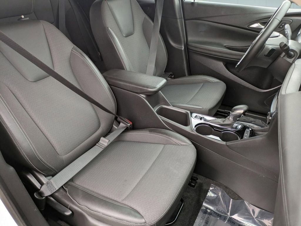 Used 2025 Buick Encore GX Preferred FWD image 28
