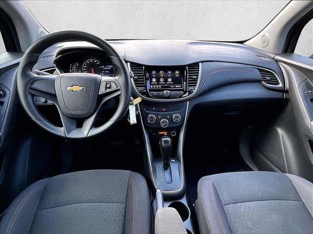 Used 2020 Chevrolet Trax LS FWD image 16