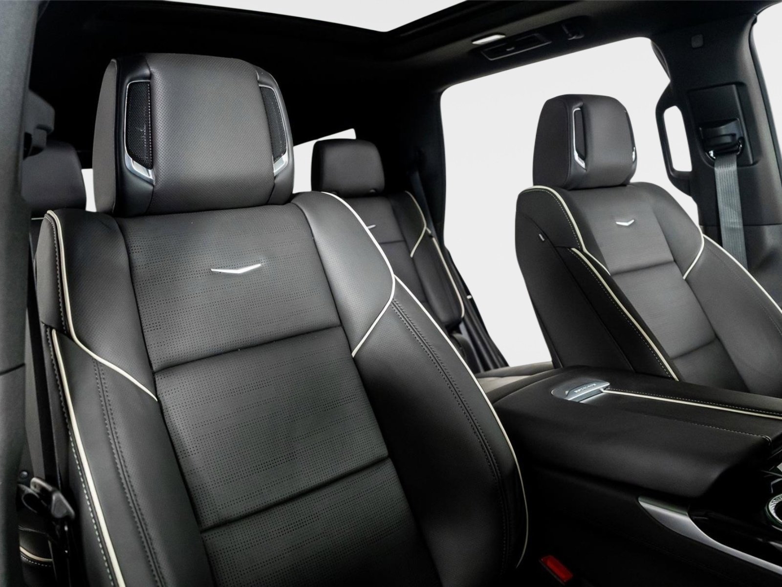 Used 2026 Cadillac Escalade Sport image 33