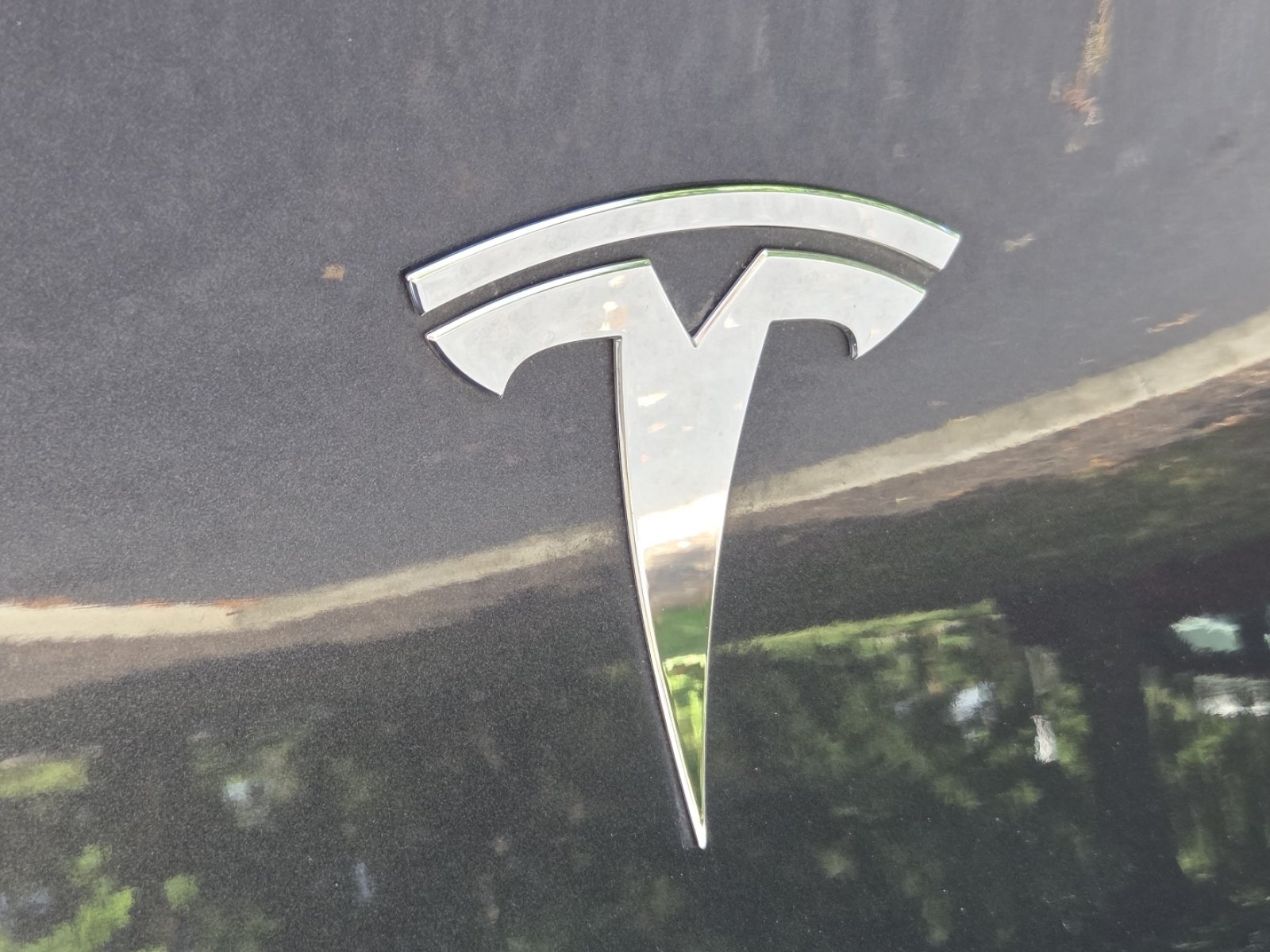 Used 2024 Tesla Model Y Long Range AWD/4WD image 16