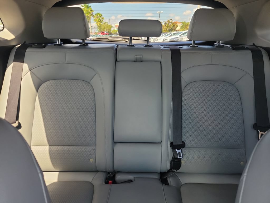 Used 2021 Hyundai Kona Limited FWD image 17