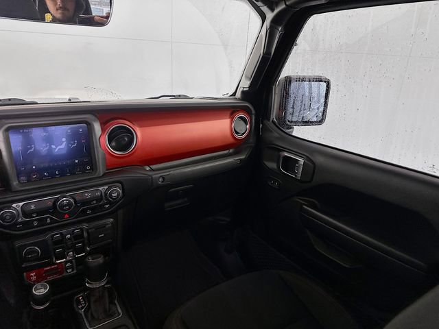 Used 2022 Jeep Gladiator Rubicon w/ Trailer Tow Package image 23
