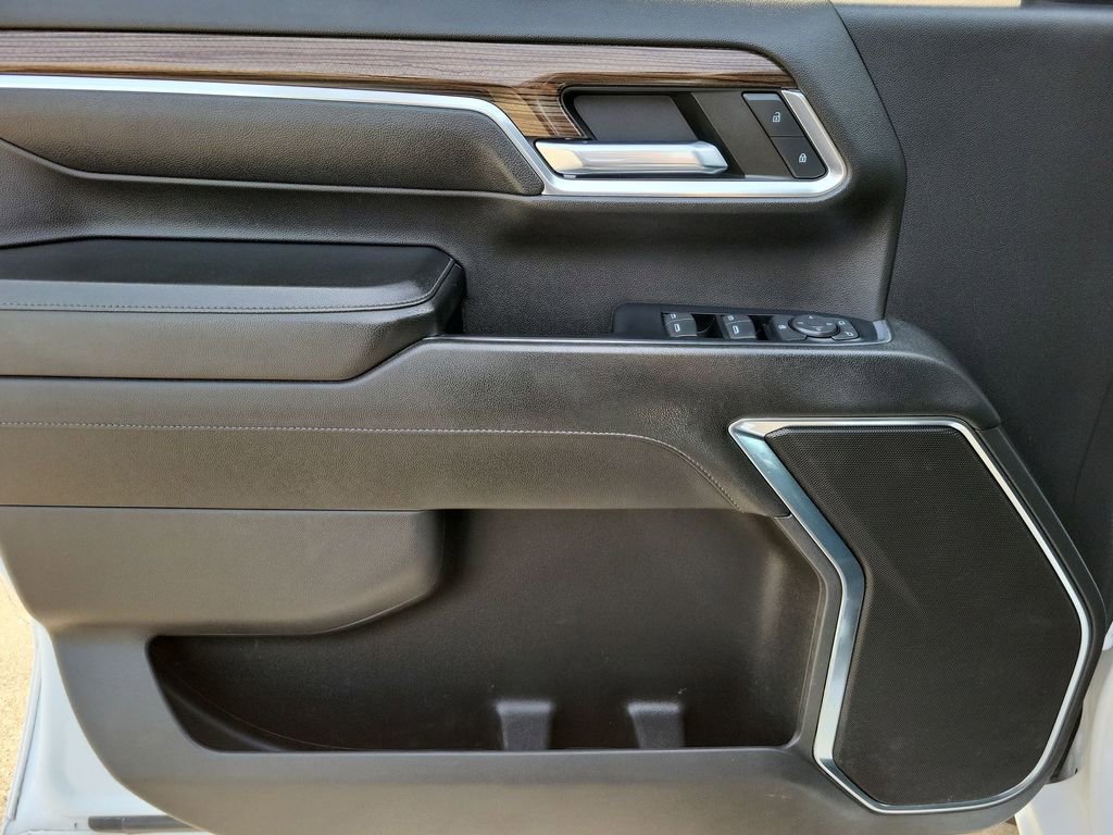 Used 2024 Chevrolet Silverado 2500 LT image 21