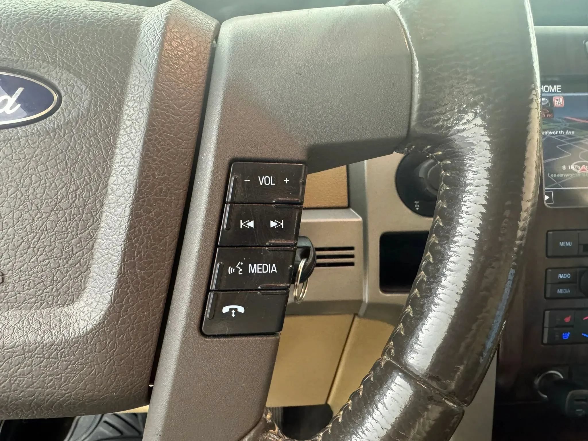 Used 2012 Ford F150 Lariat w/ Lariat Chrome Pkg AWD/4WD image 16