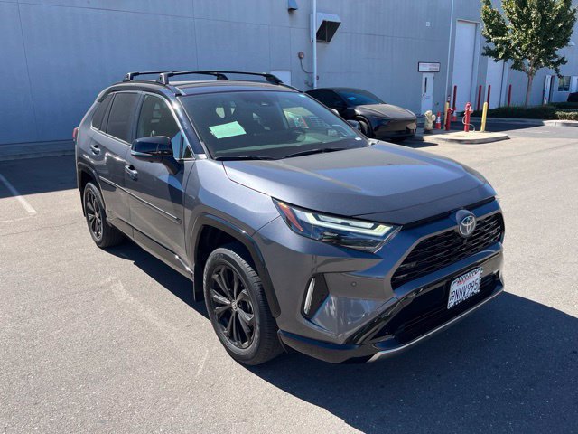 Used 2024 Toyota RAV4 XSE w/ Advanced Technology Package AWD/4WD image 1