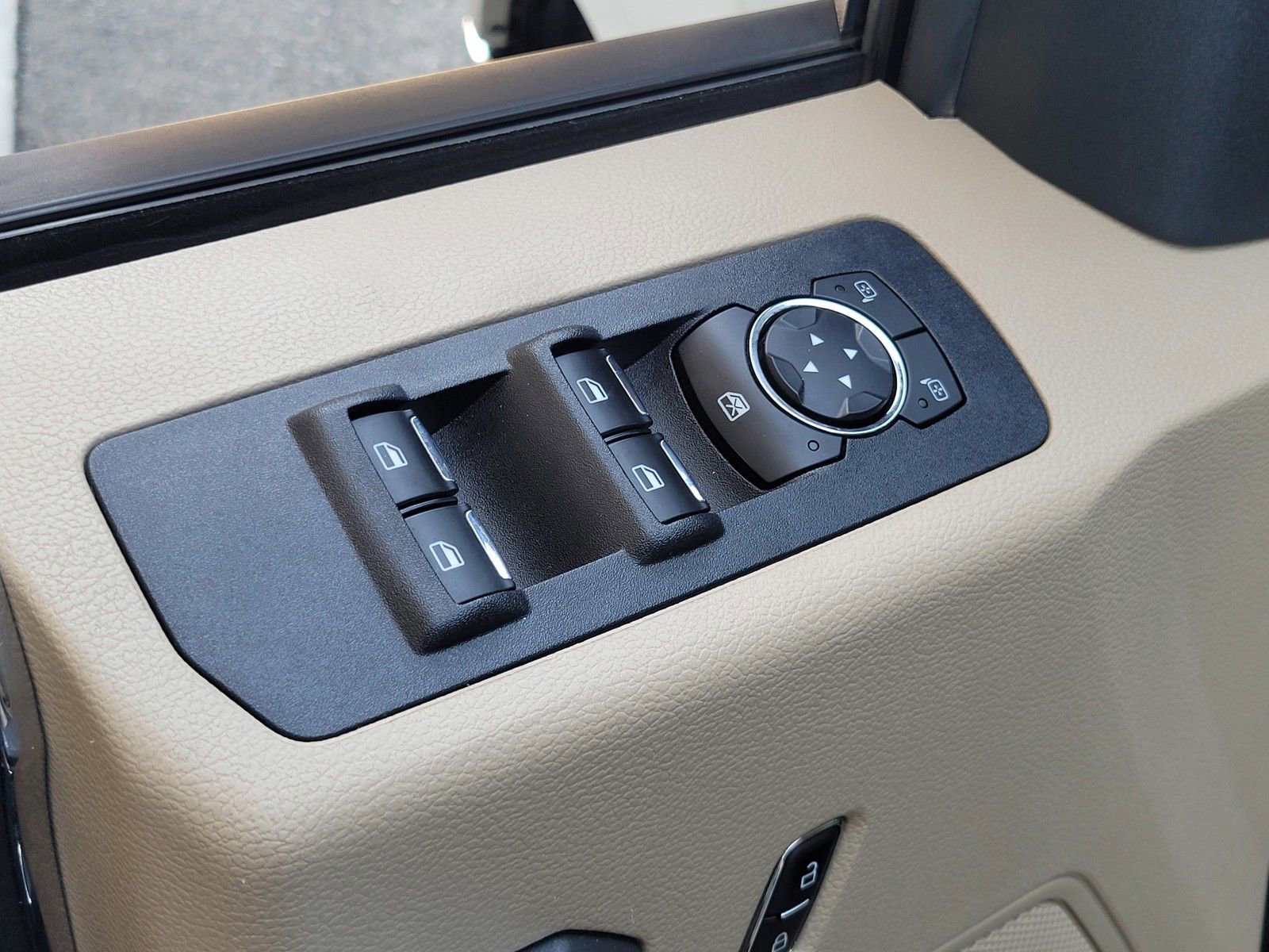 Used 2018 Ford F150 XLT w/ Equipment Group 301A Mid image 17