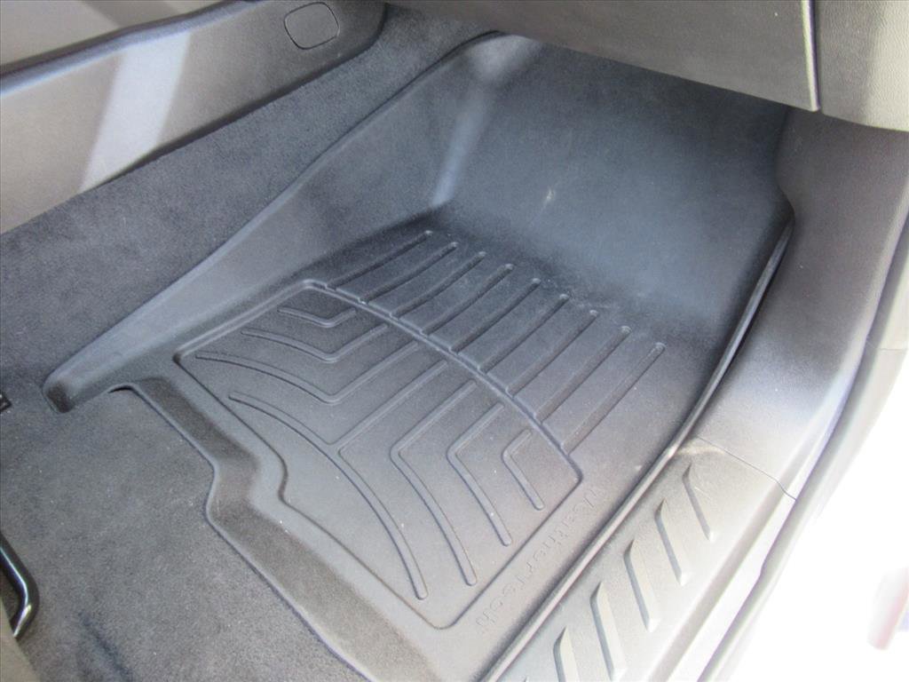 Used 2024 Chevrolet Colorado Trail Boss w/ Technology Package image 32