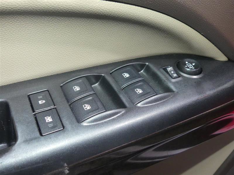 Used 2016 GMC Canyon SLT w/ Driver Alert Package image 18