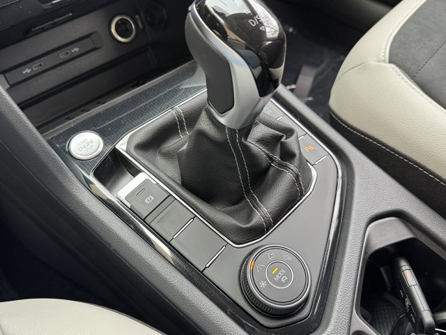 New 2026 Volkswagen Taos SE image 31