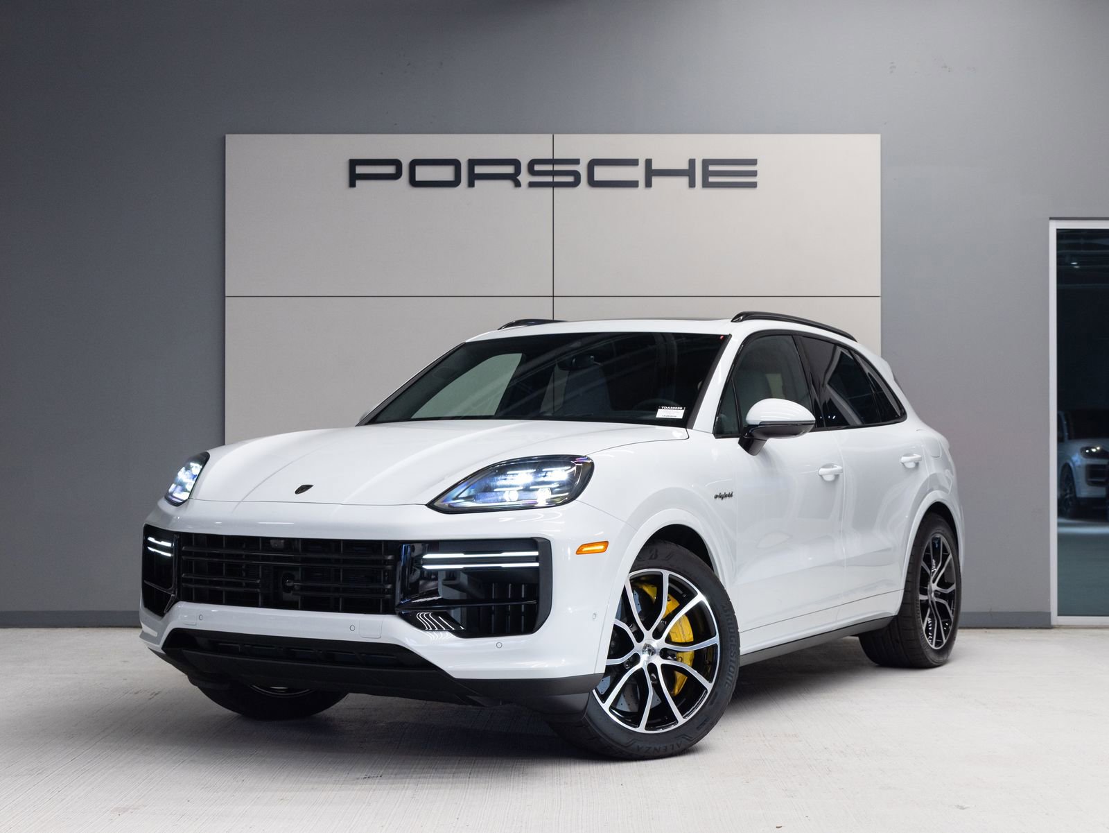 New 2026 Porsche Cayenne Turbo AWD/4WD image 1