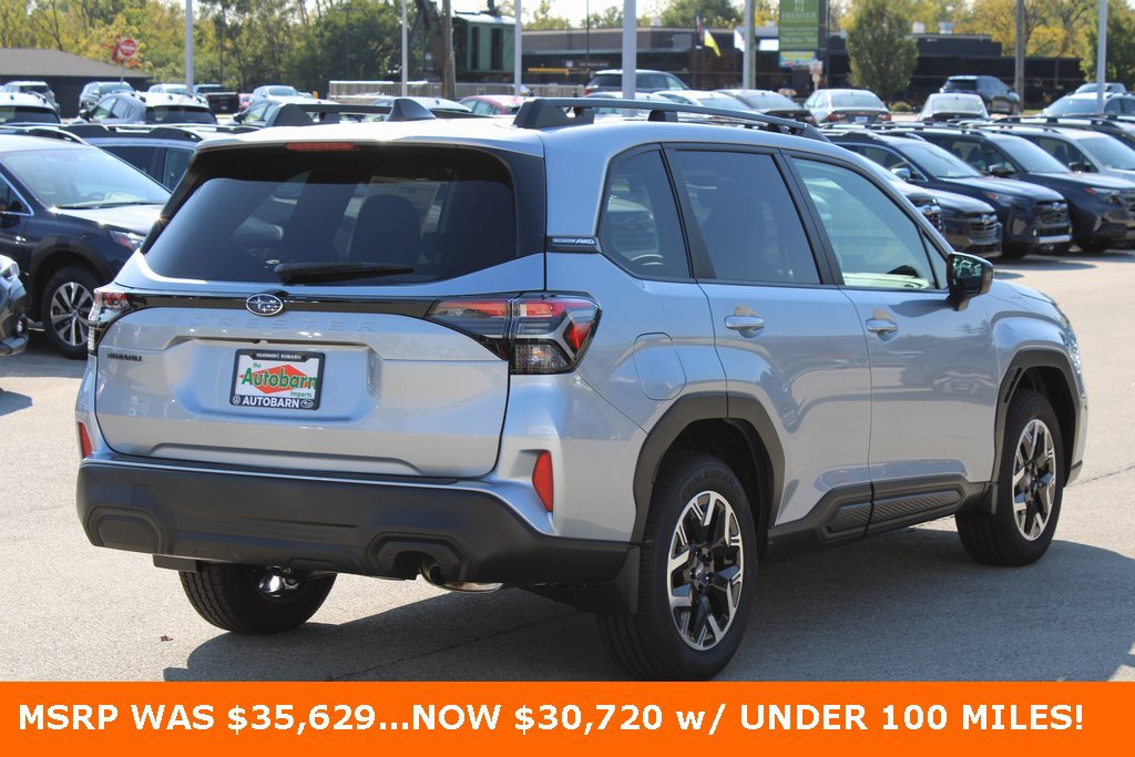 Used 2025 Subaru Forester Premium image 4