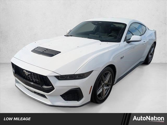 Used 2025 Ford Mustang GT image 1