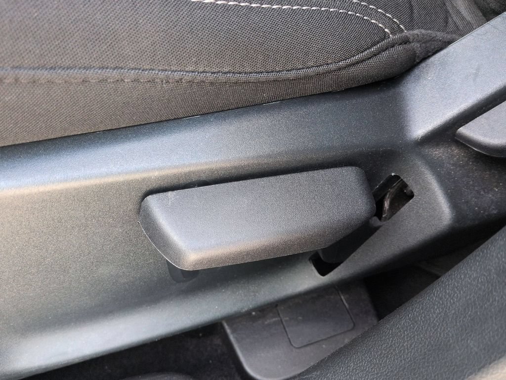Used 2025 Ford Escape Active FWD image 14
