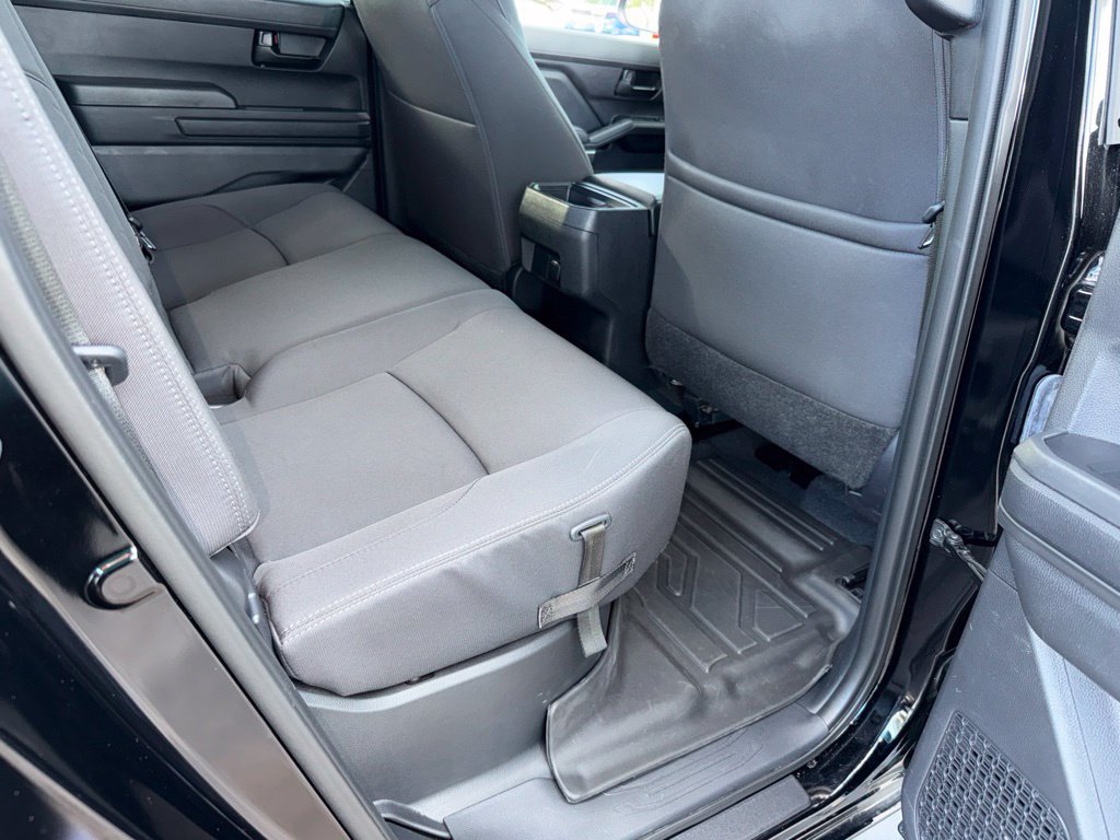 Used 2025 Toyota Tacoma SR5 RWD image 40