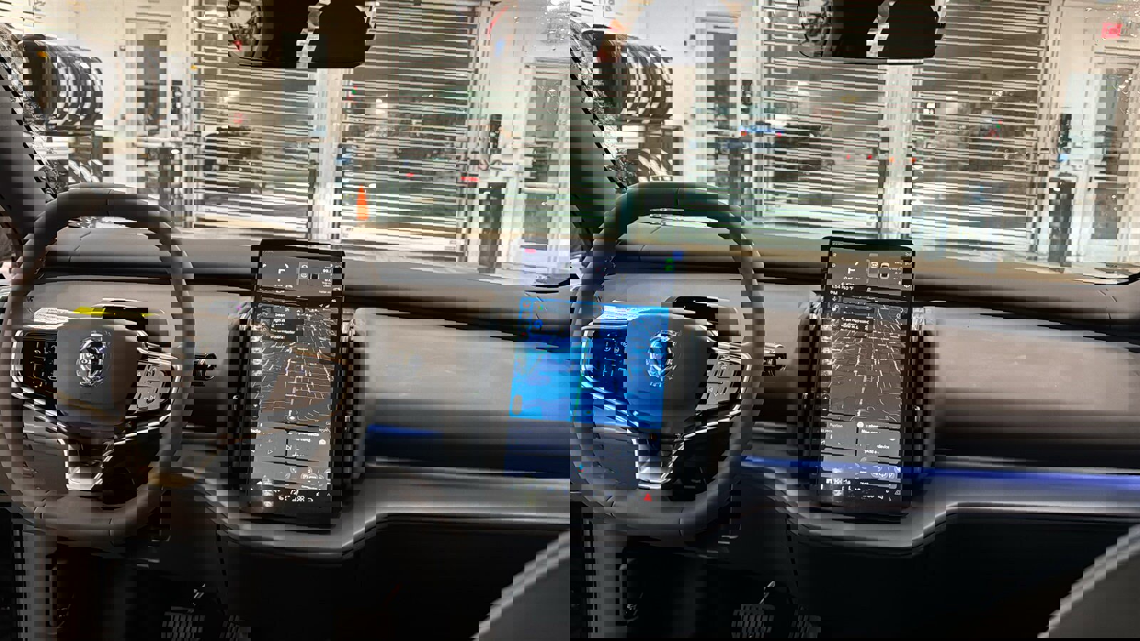 New 2026 Volvo EX30 Cross Country Ultra image 11