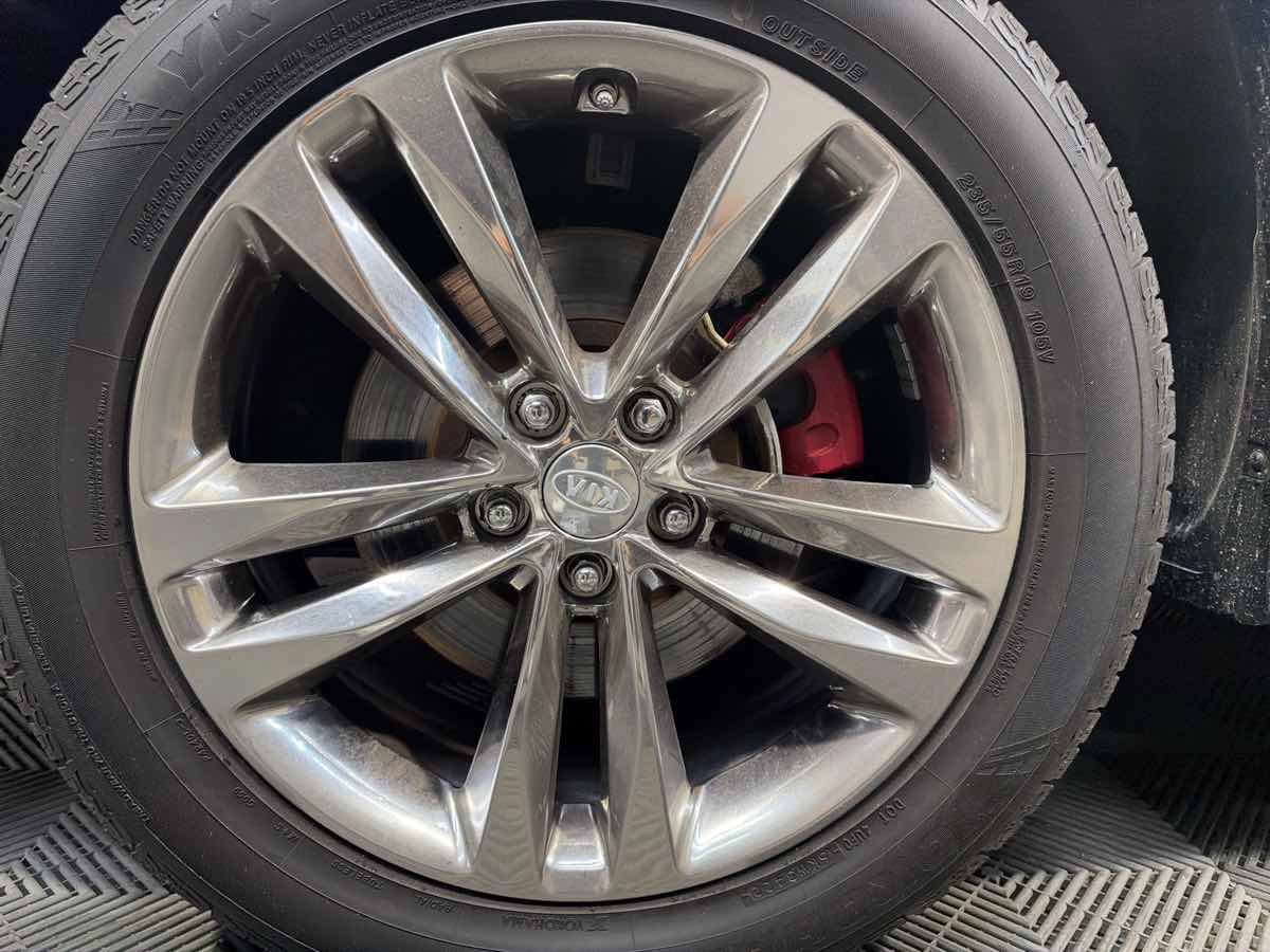 Used 2015 Kia Sorento SX FWD image 30