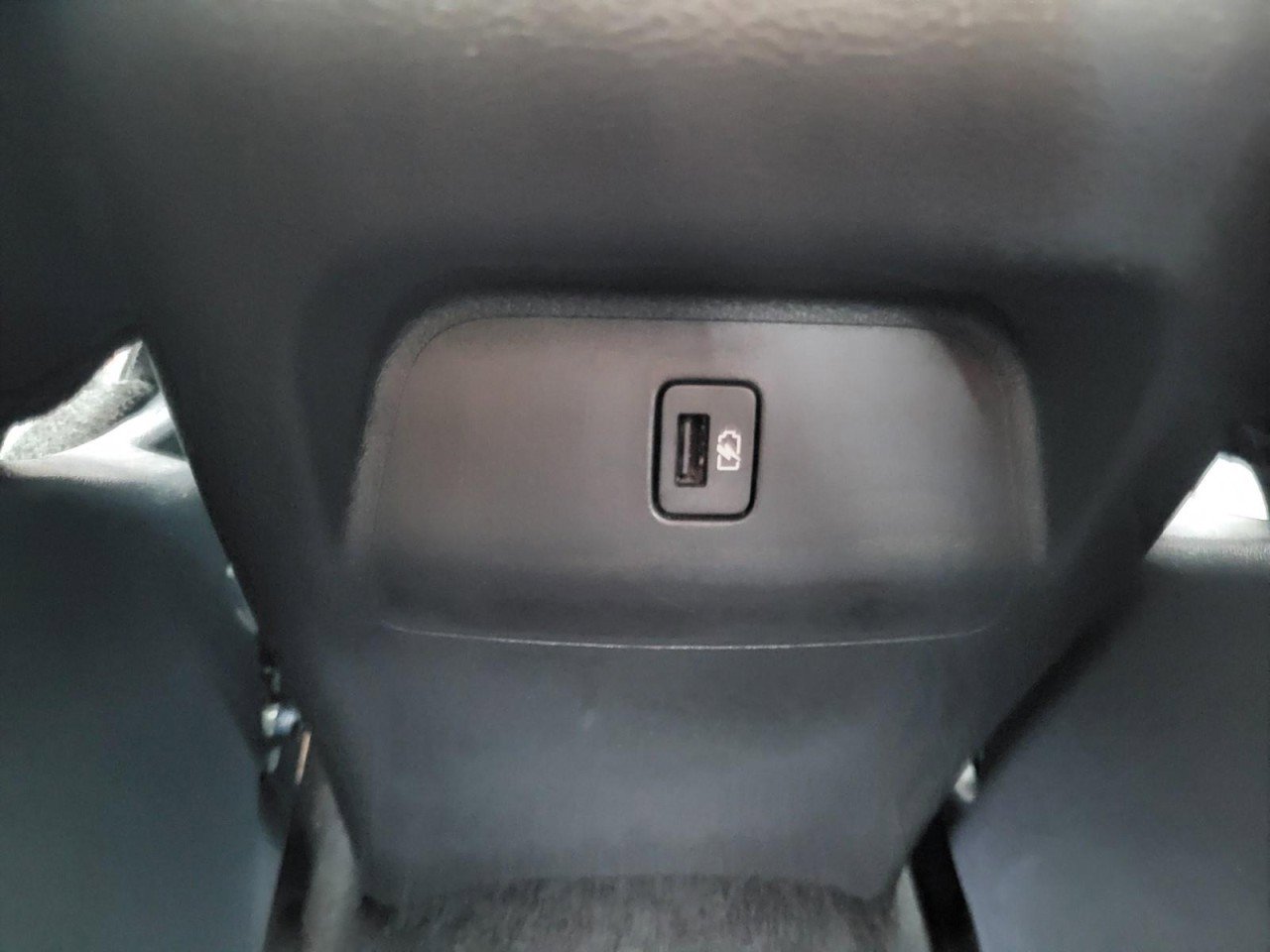 Used 2024 Nissan Sentra SR w/ SR Premium Package image 17