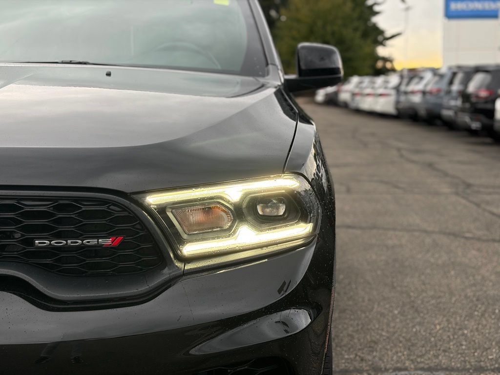 Used 2025 Dodge Durango GT AWD/4WD image 4