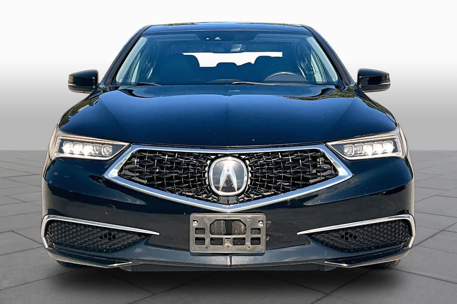 Used 2018 Acura TLX w/ Technology Package FWD image 4