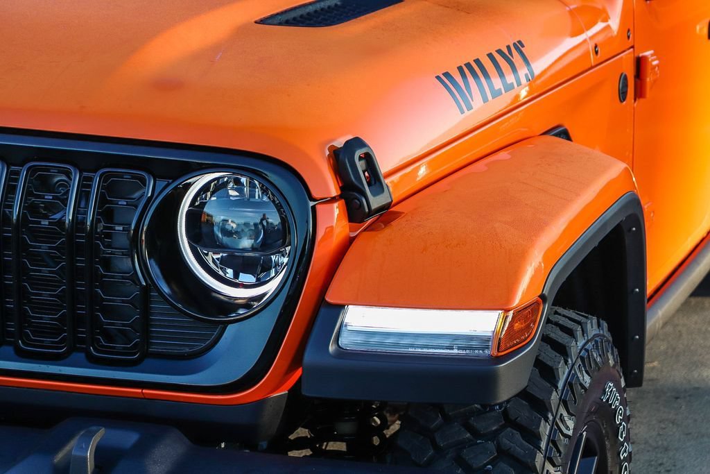 New 2026 Jeep Gladiator Sport AWD/4WD image 5