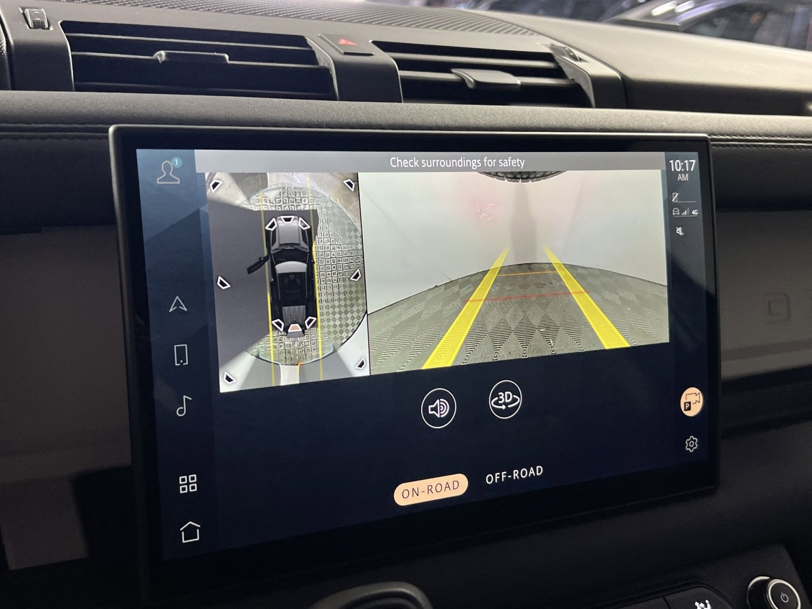 Used 2025 Land Rover Defender 110 S image 19