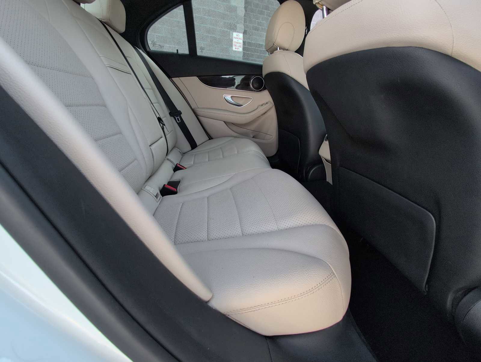 Used 2018 Mercedes-Benz C 300 4MATIC Sedan image 20