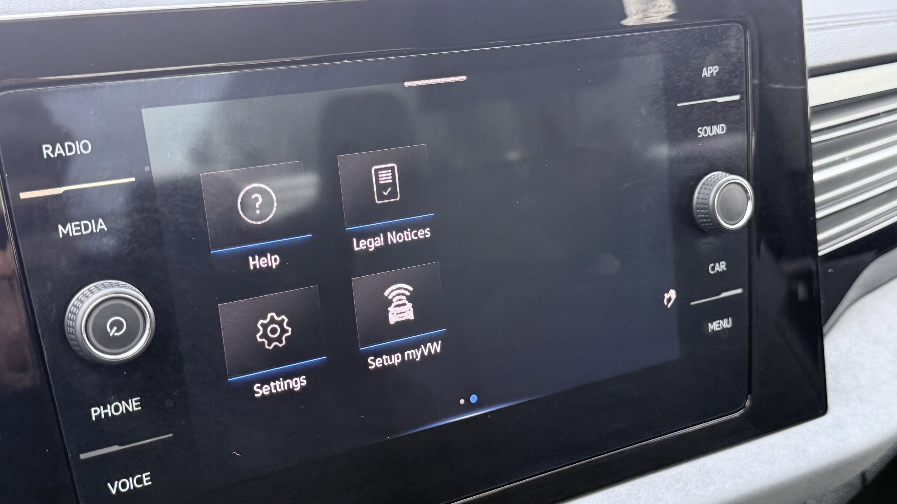Used 2025 Volkswagen Jetta SE FWD image 59
