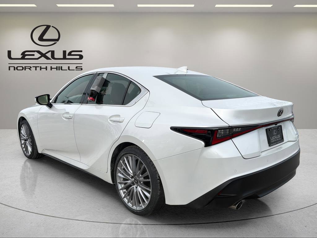 Certified 2022 Lexus IS 300 AWD w/ Premium Package image 8
