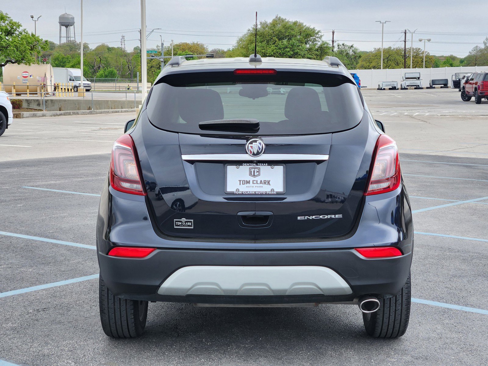 Used 2022 Buick Encore Preferred w/ Safety Package image 31