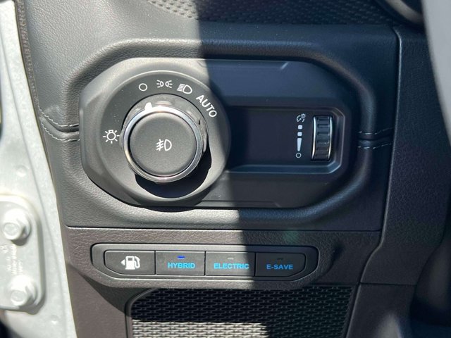 Used 2024 Jeep Wrangler Unlimited Rubicon 4xe w/ Safety Group AWD/4WD image 16