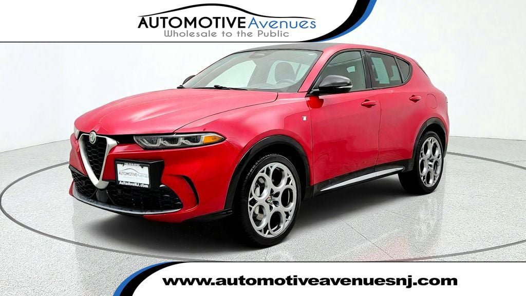 Used 2024 Alfa Romeo Tonale Ti w/ Premium Interior Package